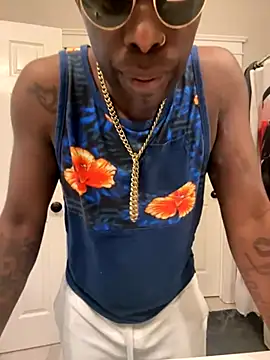 Snapshot of Bignc chatting on 11.20.25 Bignc online show from 11.20.25