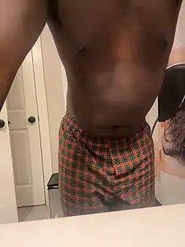 Snapshot of Bignc chatting on 11.24.25 Bignc online show from 11.24.25