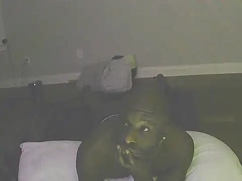 Snapshot of Bignc chatting on 11.25.25 Bignc online show from 11.25.25