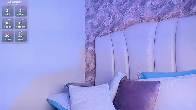 LollaByer online show from 01.13.25