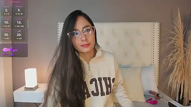 Snapshot of Julia_Martinez_ chatting on 02.02.26 Julia Martinez online show from 02.02.26