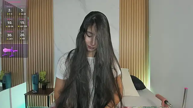 Snapshot of Julia_Martinez_ chatting on 02.25.26 Julia Martinez online show from 02.25.26