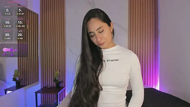 Snapshot of Julia_Martinez_ chatting on 03.16.26 Julia Martinez online show from 03.16.26