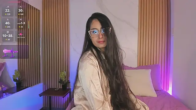 Snapshot of Julia_Martinez_ chatting on 03.26.26 Julia Martinez online show from 03.26.26