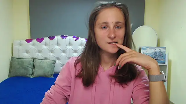 MichelLeee online show from 09.12.25