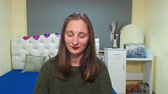 MichelLeee online show from 10.13.25