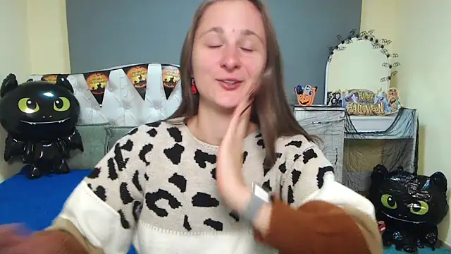 MichelLeee online show from 10.29.25