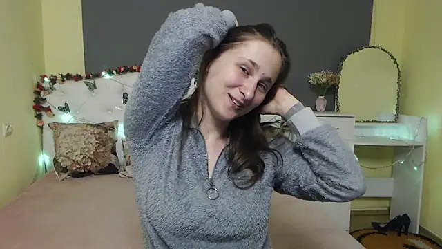 Snapshot of MichelLeee chatting on 03.04.26 MichelLeee online show from 03.04.26
