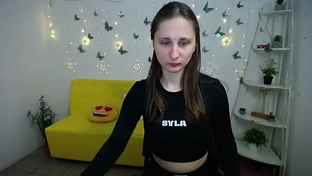 Snapshot of MichelLeee chatting on 03.16.26 MichelLeee online show from 03.16.26