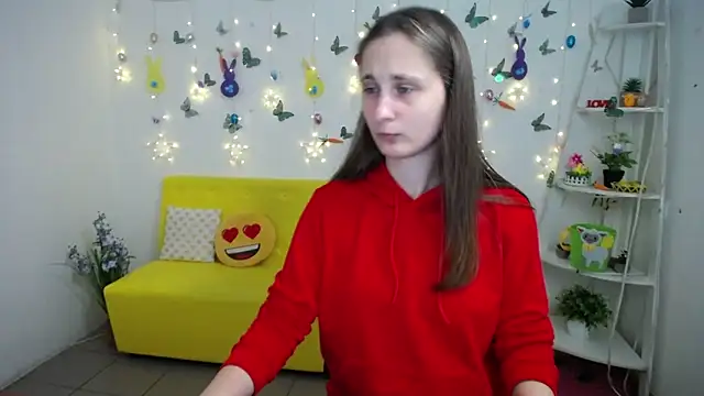 Snapshot of MichelLeee chatting on 03.31.26 MichelLeee online show from 03.31.26