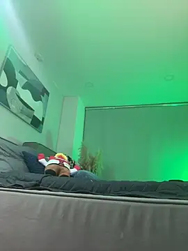 Snapshot of DimitriSullivan_ chatting on 02.19.25 DimitriSullivan online show from 02.19.25