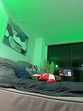 Snapshot of DimitriSullivan_ chatting on 02.19.25 DimitriSullivan online show from 02.19.25