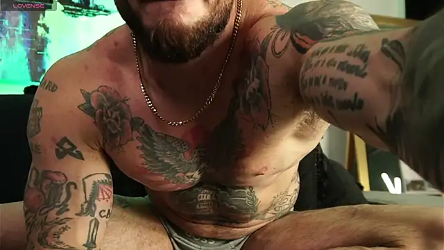 Snapshot of DimitriSullivan_ chatting on 03.21.25 DimitriSullivan online show from 03.21.25