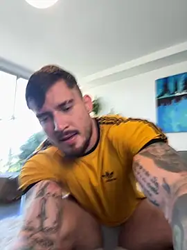 Snapshot of DimitriSullivan_ chatting on 10.02.25 DimitriSullivan online show from 10.02.25