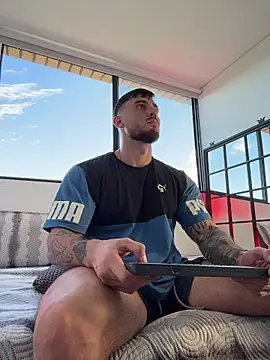 Snapshot of DimitriSullivan_ chatting on 11.26.25 DimitriSullivan online show from 11.26.25