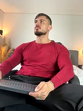 Snapshot of DimitriSullivan_ chatting on 01.08.26 DimitriSullivan online show from 01.08.26