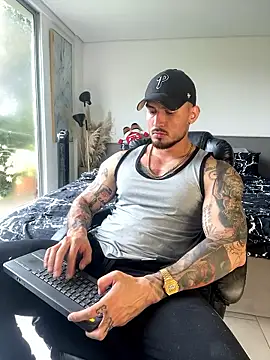 DimitriSullivan  online show from 01.16.26