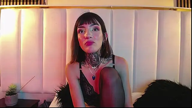 Ameliewitte mjs online show from 12.24.24