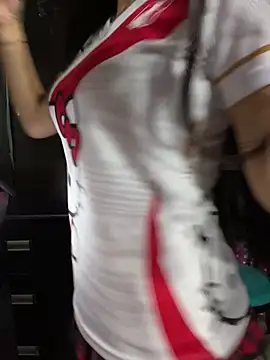 Snapshot of Velyn_18 chatting on 02.22.26 Velyn 18 online show from 02.22.26