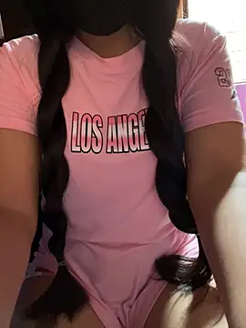 Snapshot of Velyn_18 chatting on 02.27.26 Velyn 18 online show from 02.27.26