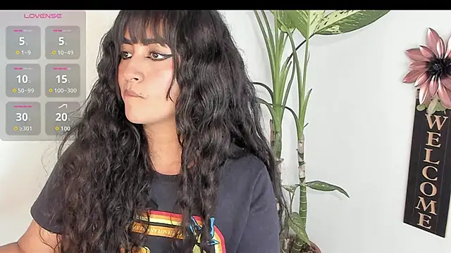 Lady Rey online show from 10.17.25