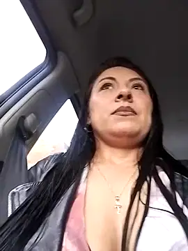 Snapshot of Ella_Rousse chatting on 03.15.25 Ella Rousse online show from 03.15.25