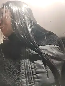 Snapshot of Ella_Rousse chatting on 03.18.25 Ella Rousse online show from 03.18.25