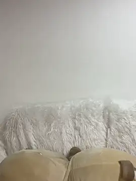 Leyna Kenet online show from 02.10.25