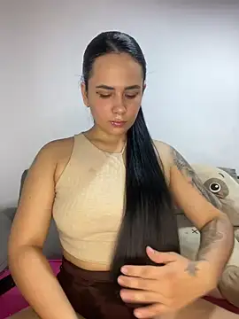 Leyna Kenet online show from 03.02.25