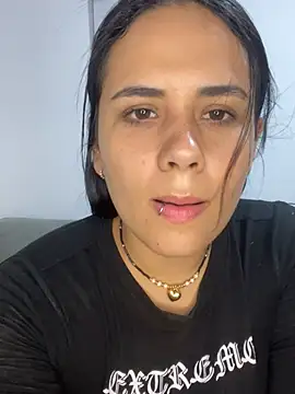 Leyna Kenet online show from 03.15.25