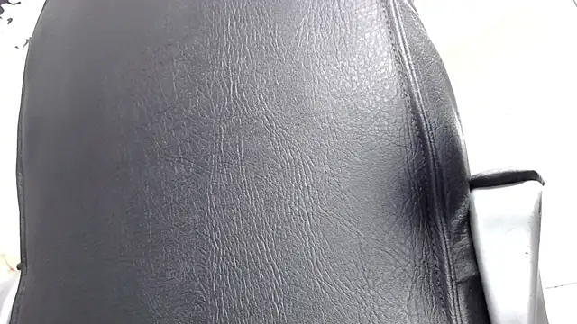 Snapshot of AndrewPherson chatting on 01.14.25 AndrewPherson online show from 01.14.25