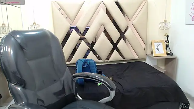 Snapshot of AndrewPherson chatting on 01.31.25 AndrewPherson online show from 01.31.25