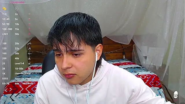 Snapshot of AndrewPherson chatting on 03.20.25 AndrewPherson online show from 03.20.25