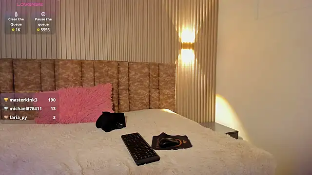 tiffany johnson11 online show from 02.12.25