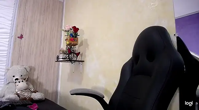 anthiamelisa online show from 12.14.24