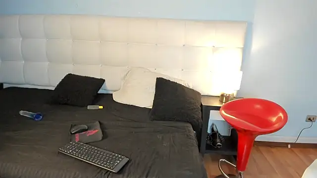 Snapshot of Luxy_Nurse chatting on 01.22.25 Luxy Nurse online show from 01.22.25