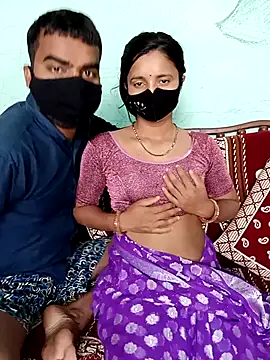 Snapshot of Suhani512 chatting on 02.15.26 Suhani512 online show from 02.15.26