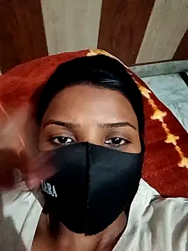 Snapshot of Scheme_SS chatting on 02.18.25 Scheme SS online show from 02.18.25