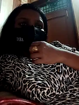 Snapshot of Scheme_SS chatting on 02.21.25 Scheme SS online show from 02.21.25