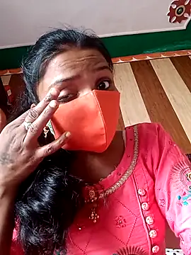 Snapshot of Scheme_SS chatting on 03.06.25 Scheme SS online show from 03.06.25