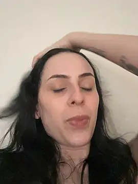 Morguisssz online show from 03.29.26