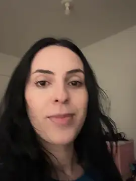 Snapshot of Morguisssz chatting on 06.17.26 Morguisssz online show from 06.17.26
