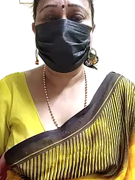 Snapshot of rekha_naier chatting on 02.10.25 rekha naier online show from 02.10.25