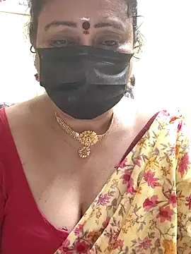 Snapshot of rekha_naier chatting on 02.21.25 rekha naier online show from 02.21.25