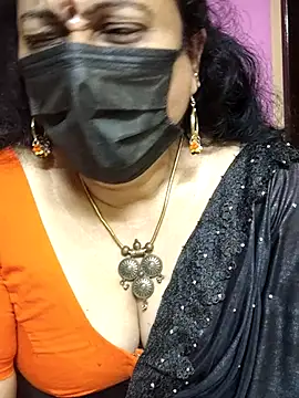 Snapshot of rekha_naier chatting on 02.21.25 rekha naier online show from 02.21.25