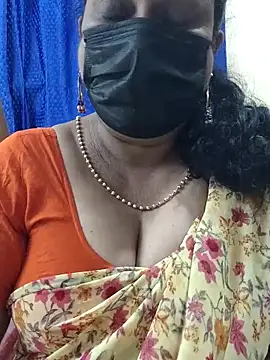 Snapshot of rekha_naier chatting on 09.21.25 rekha naier online show from 09.21.25