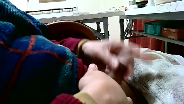 Snapshot of chome_suke chatting on 01.12.25 chome suke online show from 01.12.25