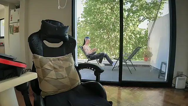 Den BlueXx online show from 11.14.25