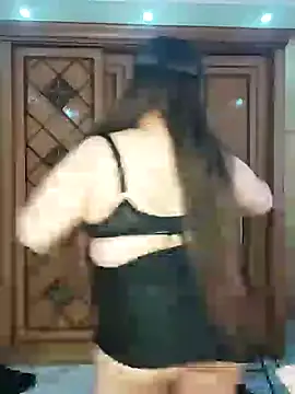 Snapshot of Farawla_elgmda chatting on 02.11.25 Farawla elgmda online show from 02.11.25
