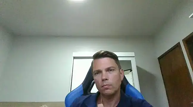 Snapshot of gauchoalto chatting on 02.17.25 gauchoalto online show from 02.17.25